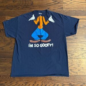 Vintage Disney men’s XXL Navy and Orange Goofy  T-Shirt some flaws
